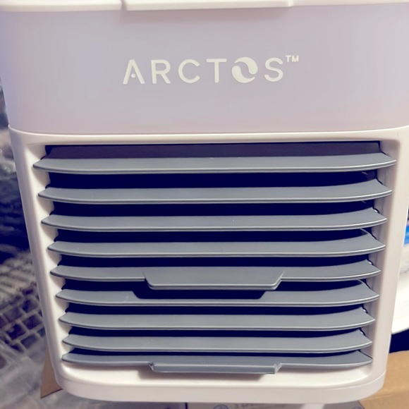 NEW - Arctos Mini Personal Arctic Air Portable Air Conditioner - Picture 9 of 12